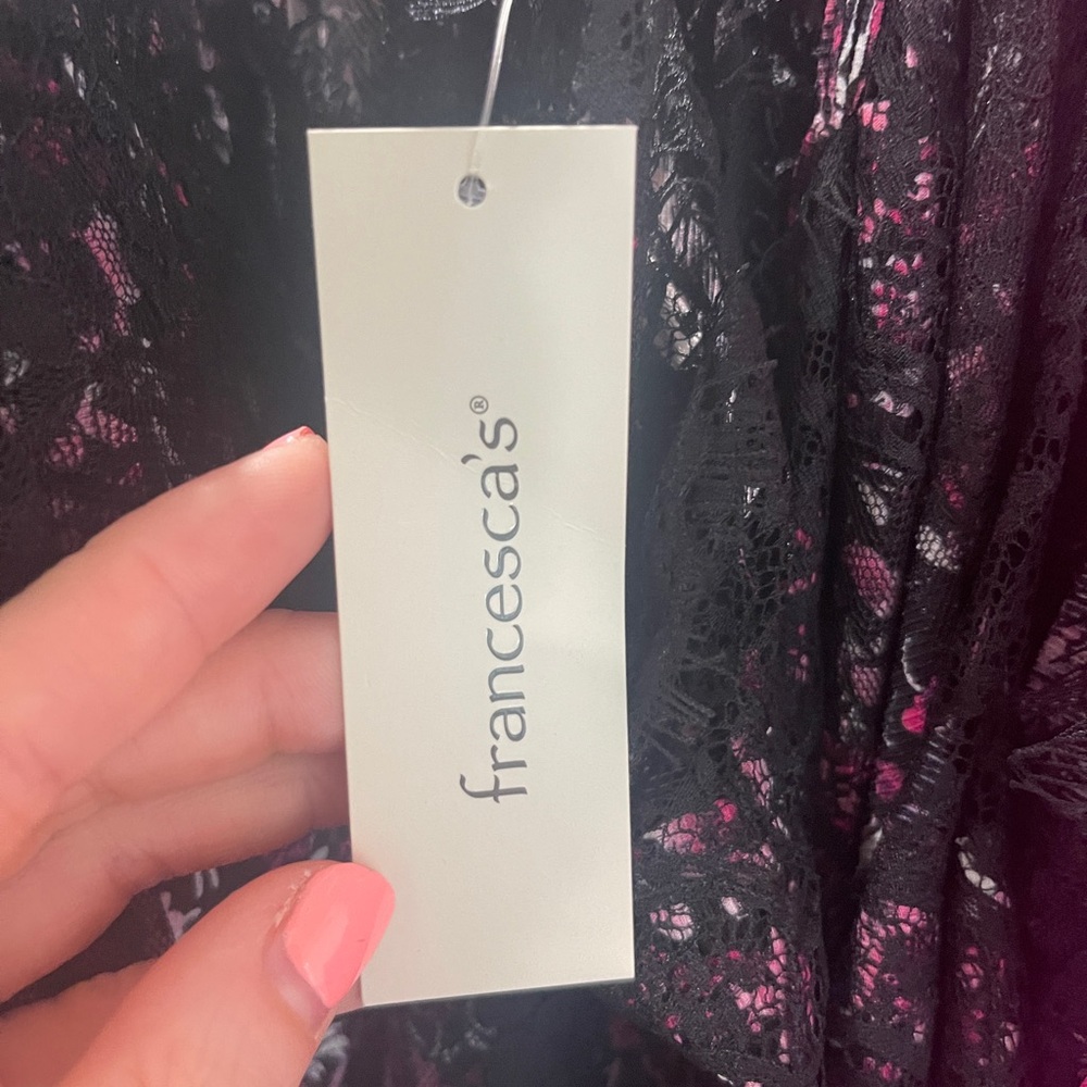 NWT/NWOT Francesca’s purple floral and black lace camisole - Picture 7 of 8